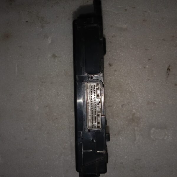36775 56R50 X5 BCM - Image 2