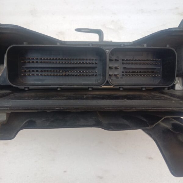 0 281 031 480  955SE120058766  HONDA BOSCH ECM SET - Image 12