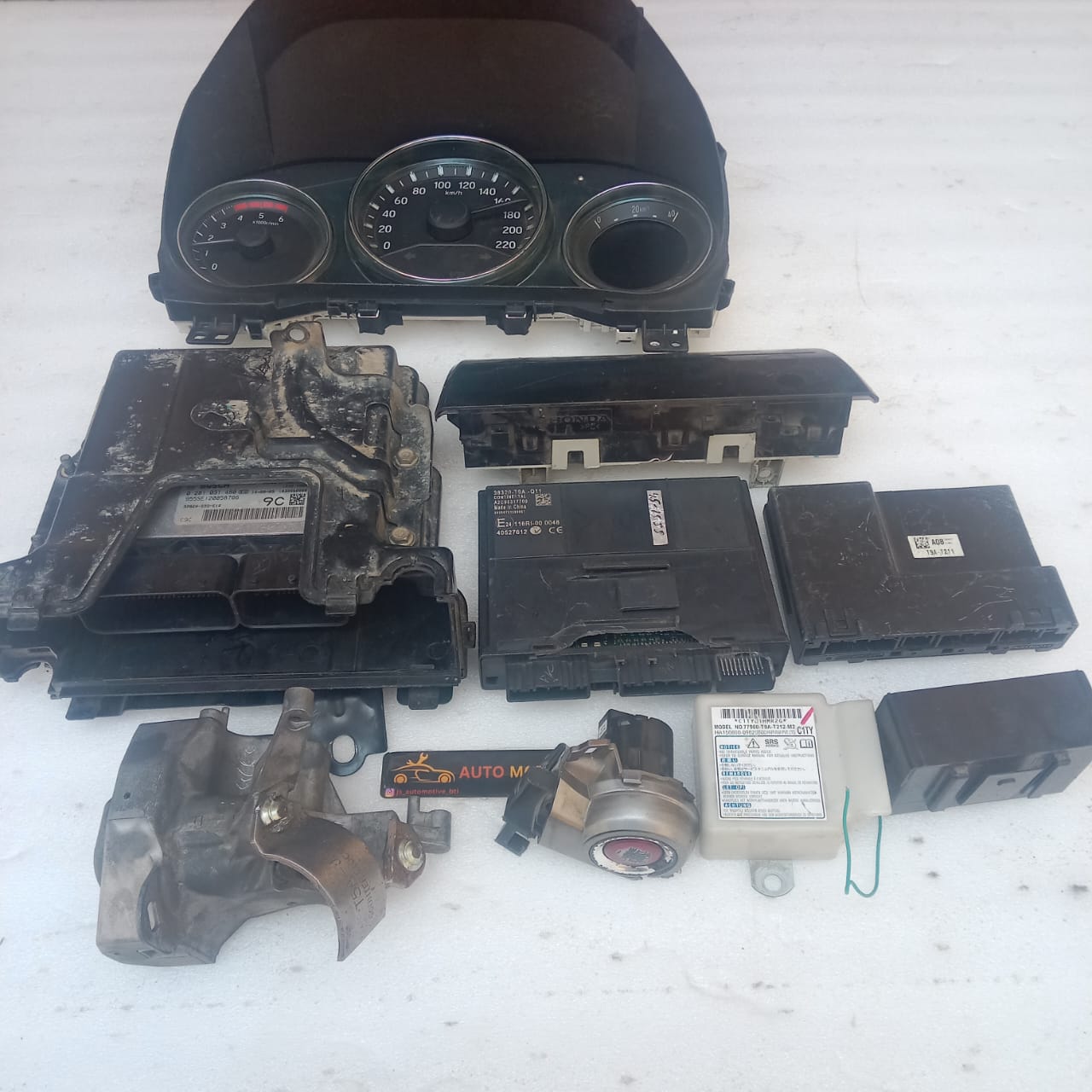 0 281 031 480  955SE120058766  HONDA BOSCH ECM SET