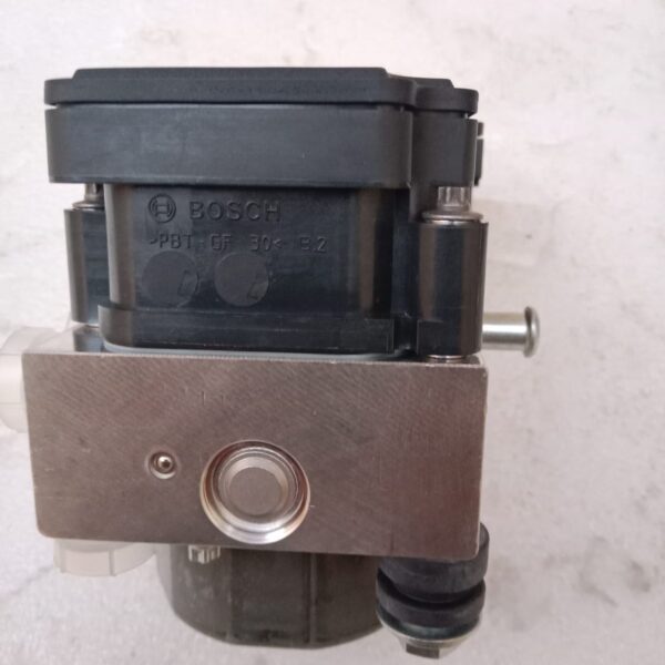 56110-76M80 abs - Image 3